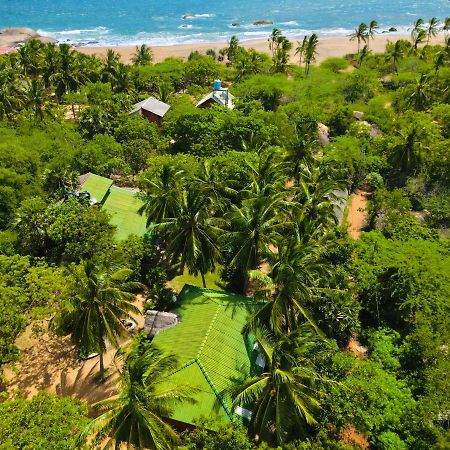 Sarada Beach Resort Yala Тіссамахарама Екстер'єр фото